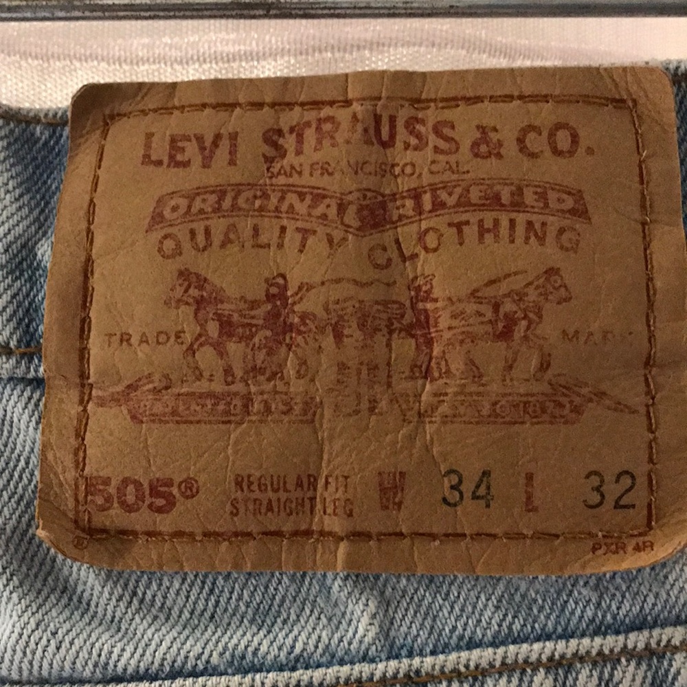 Vintage red tab Levi jeans